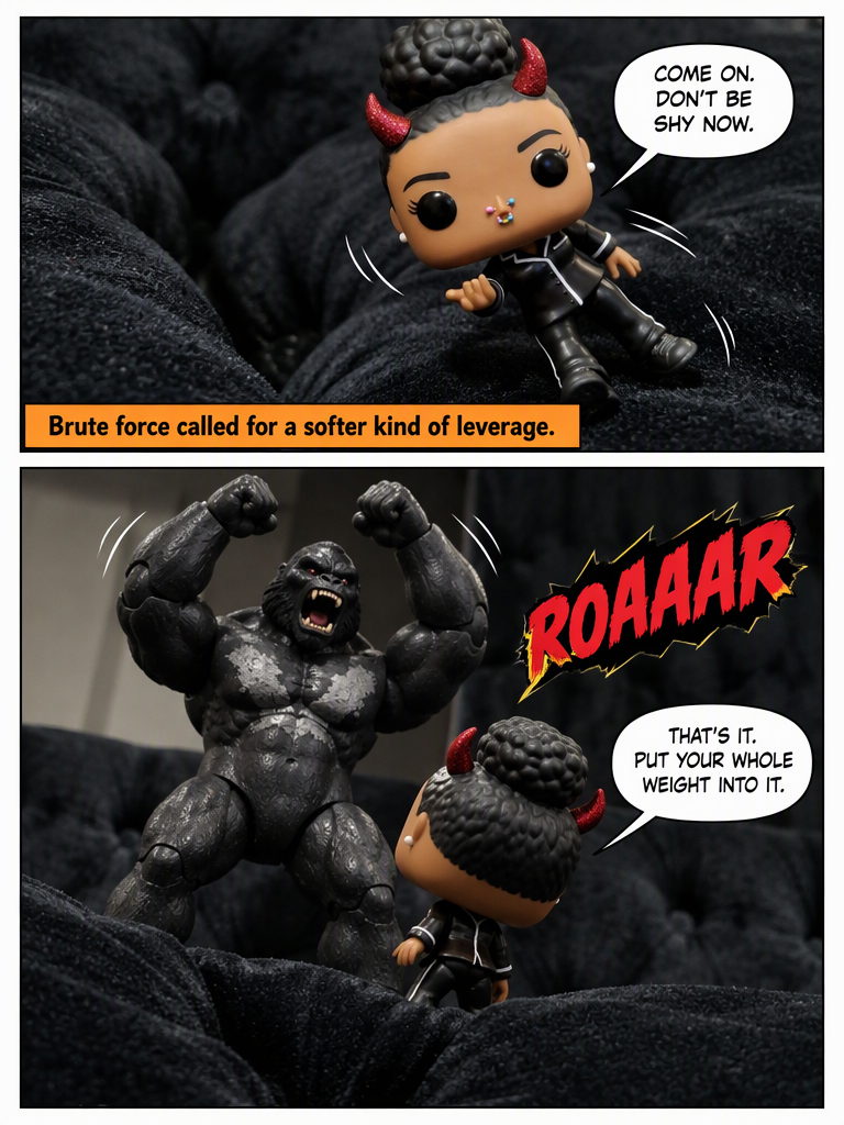 Midnight Rumble on the Velvet Chair (page 2 of 4)
