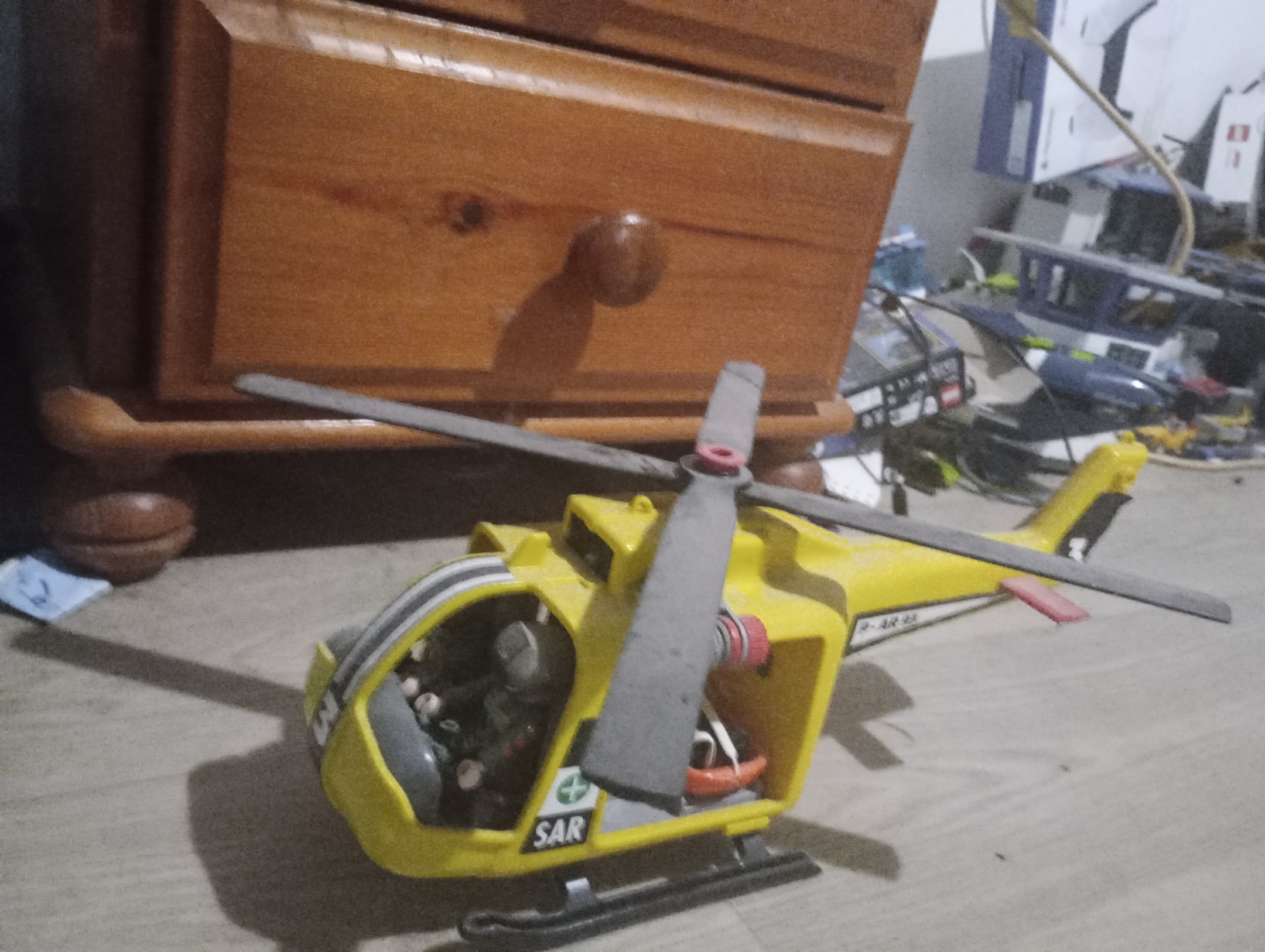 rescue helicopter (page 4 of 9)